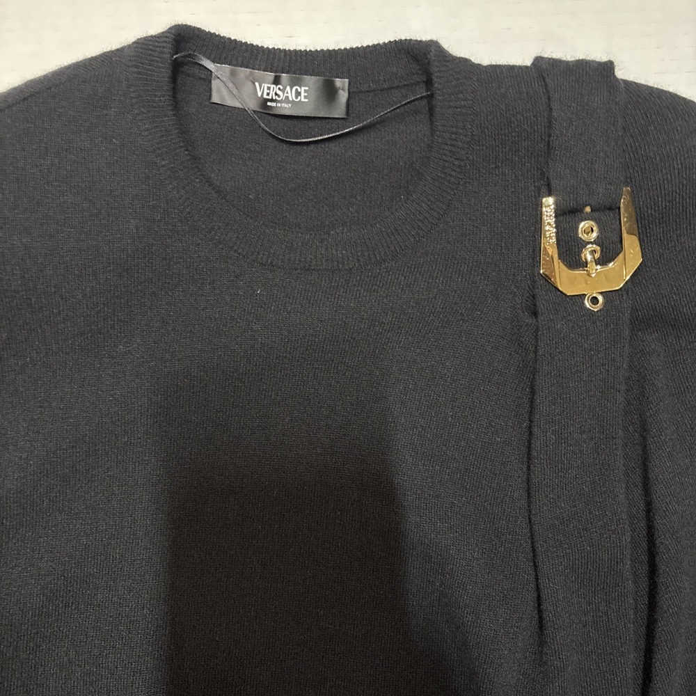 Versace Wool Buckle Sweater Black Size-42 US 6 Gold Hardware Made in Italy - Picture 4 of 15